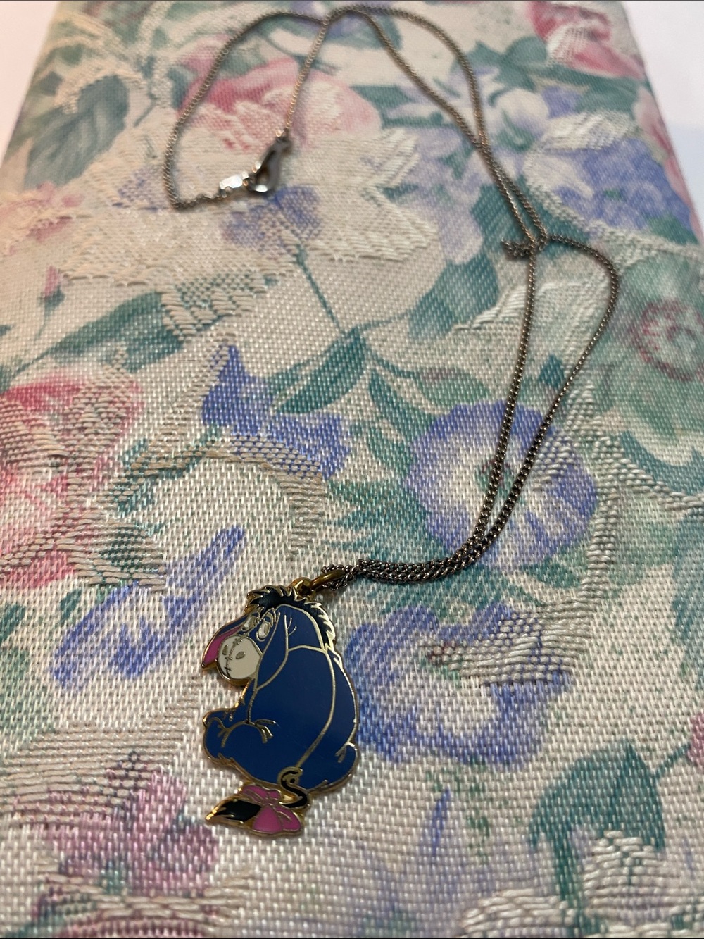 18 inch silver tone chain W Eeyore pendant